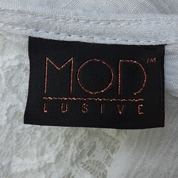 MOD Lusive Lace Short Sleeve Top - Picture 4 of 4